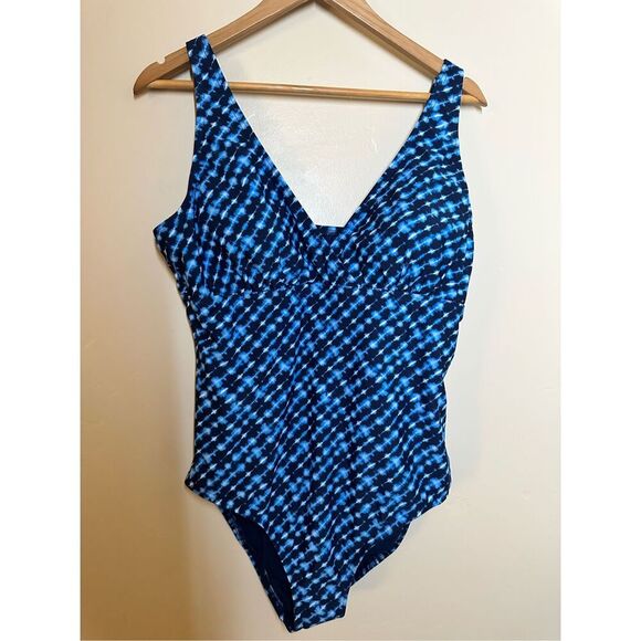 Lands End Blue and Black Printed One Piece Swimsuit Size Small Large New - Picture 2 of 5